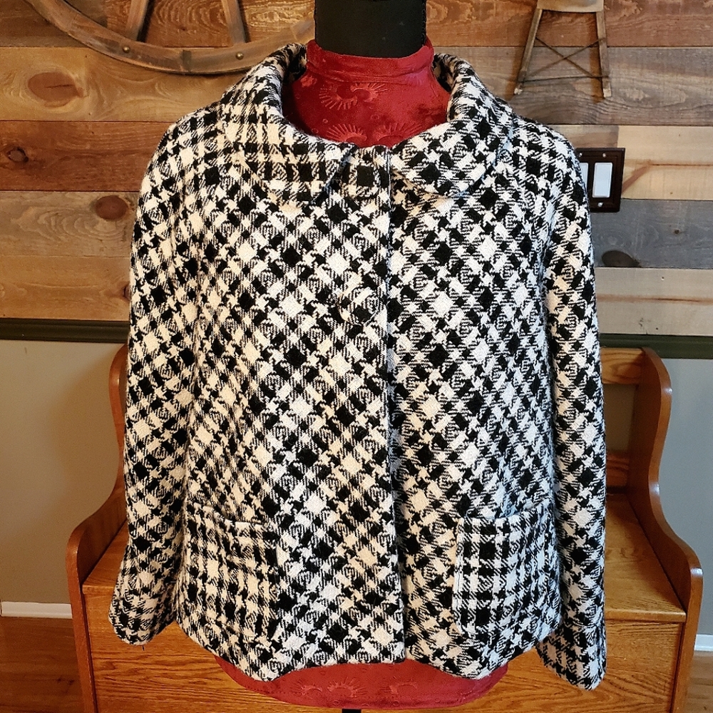 Apostrophe Houndstooth Short Jacket